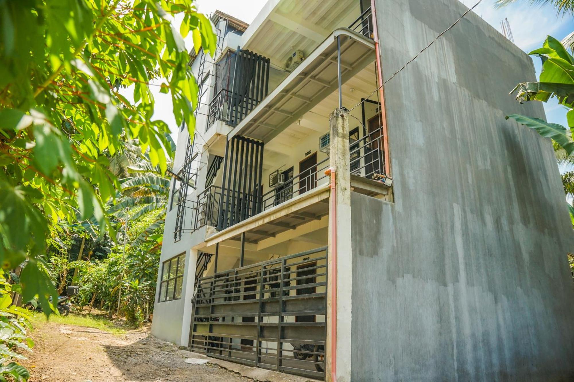 Ferienwohnung Cozy Loftbed Wi-Fi & Netflix Along Ligao Natl Road Unit 309 Exterior foto