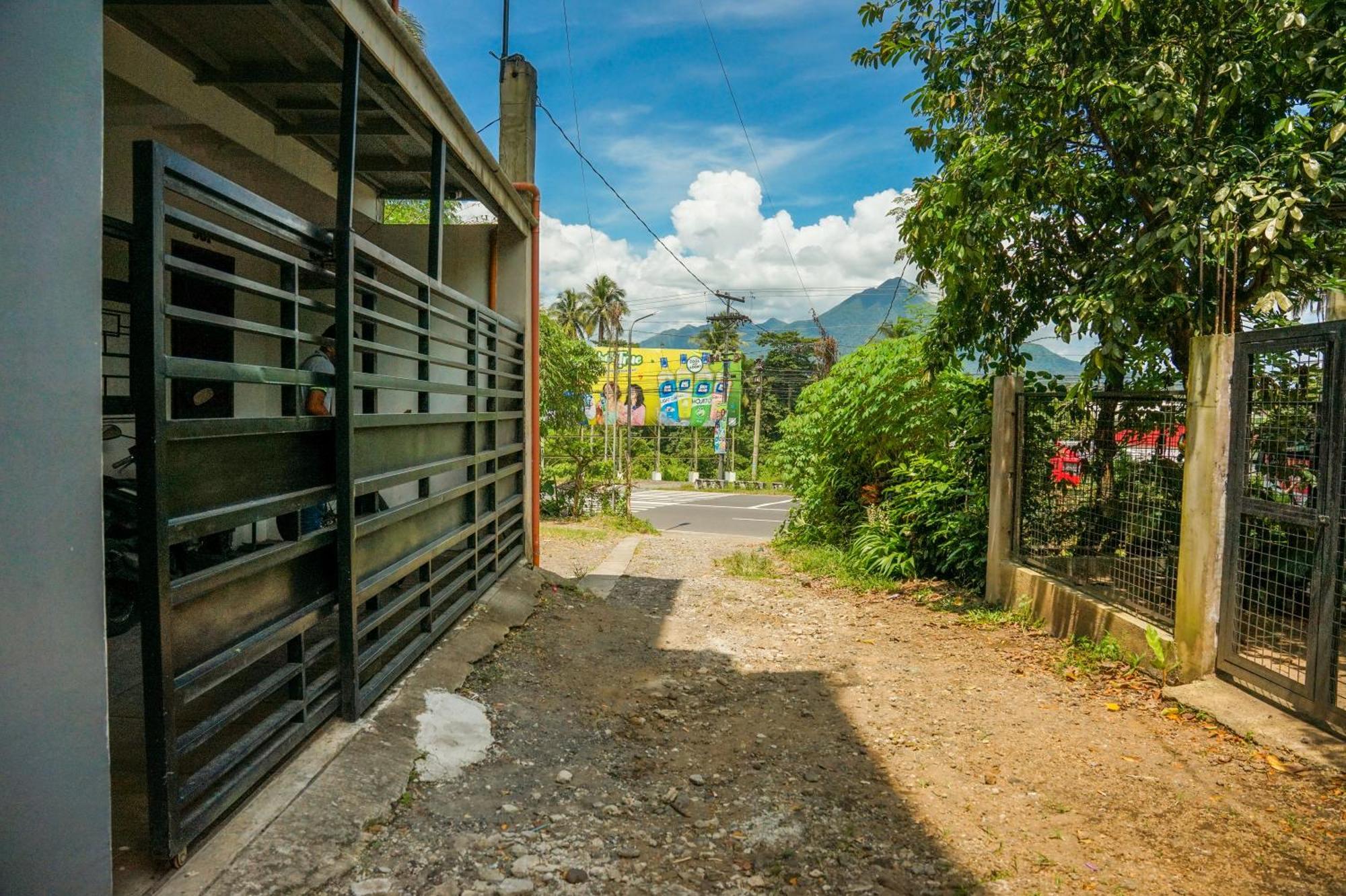 Ferienwohnung Cozy Loftbed Wi-Fi & Netflix Along Ligao Natl Road Unit 309 Exterior foto